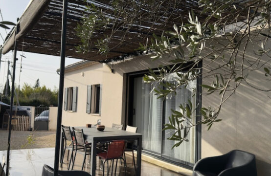 VILLA A VENDRE A MONTEUX